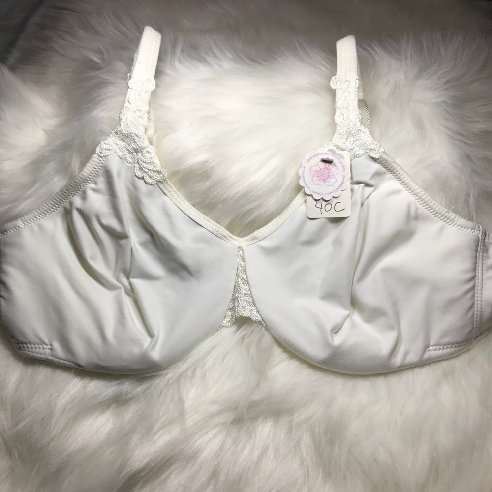 ☀️Wacoal 40C Unlined Underwire Support Nice